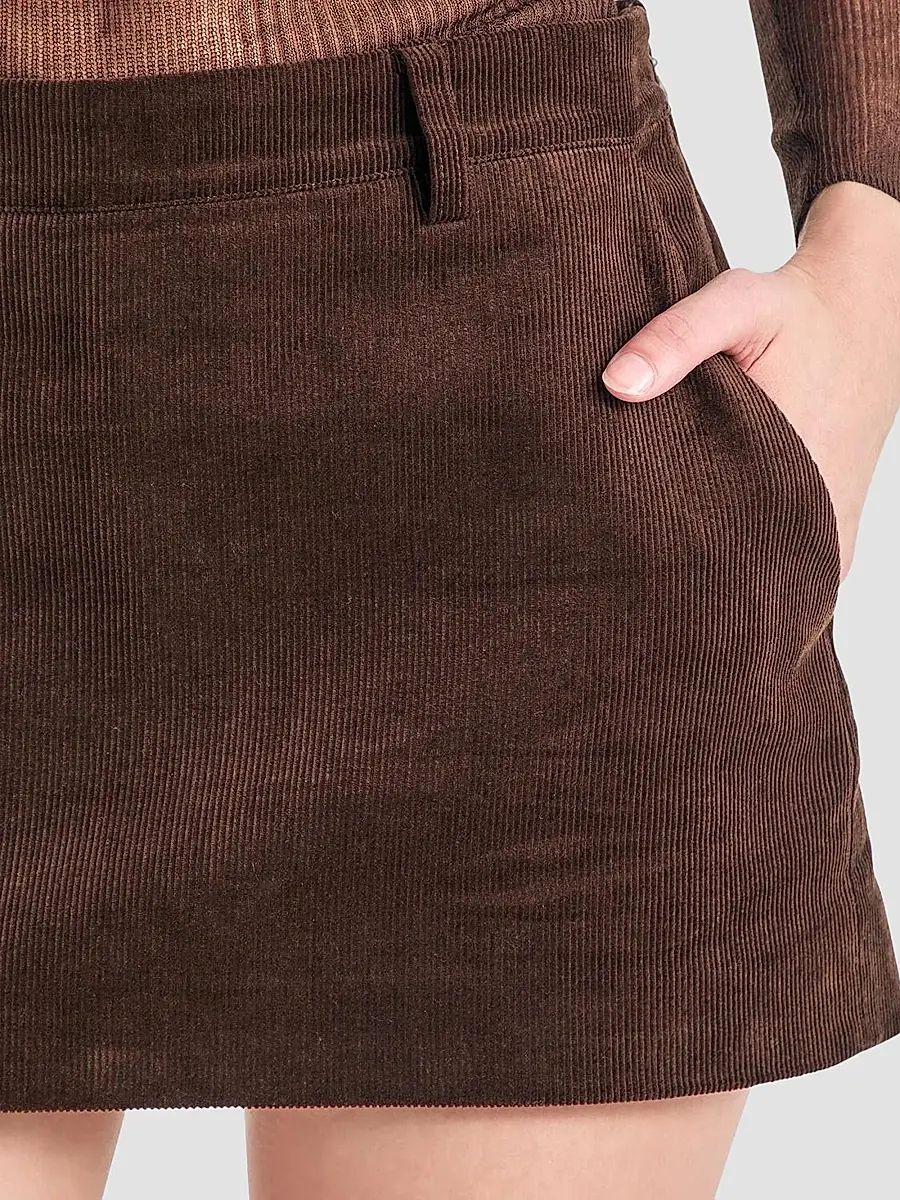 SEROYA Women's Valkiria Corduroy Skort | Thumbnail 5