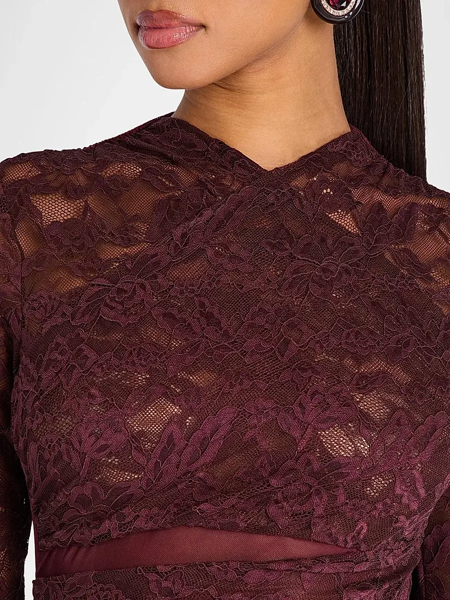 SEROYA Women's Moxey Ruched Lace Mini Dress | Thumbnail 5