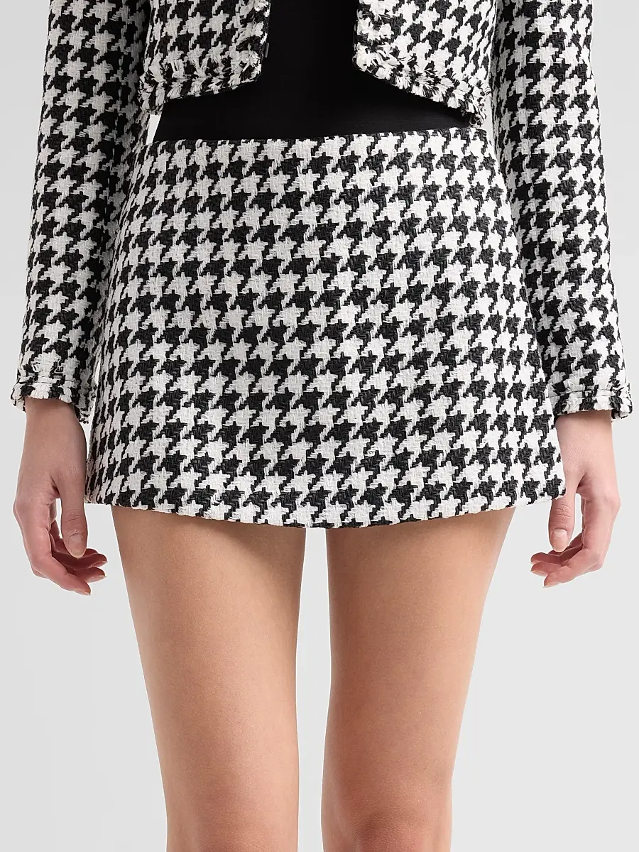 Alice + Olivia Women's Lakelyn Houndstooth Mini Skort | Thumbnail 5 Alice + Olivia Women's Lakelyn Houndstooth Mini Skort | Thumbnail 5