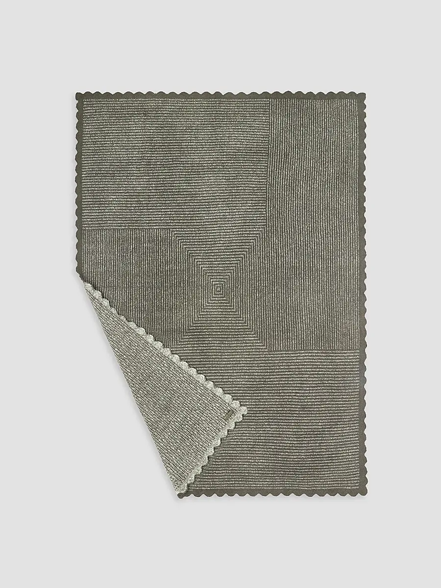 Barefoot Dreams CozyChic Scallop Stripe Throw Blanket | Thumbnail 3 Barefoot Dreams CozyChic Scallop Stripe Throw Blanket | Thumbnail 3