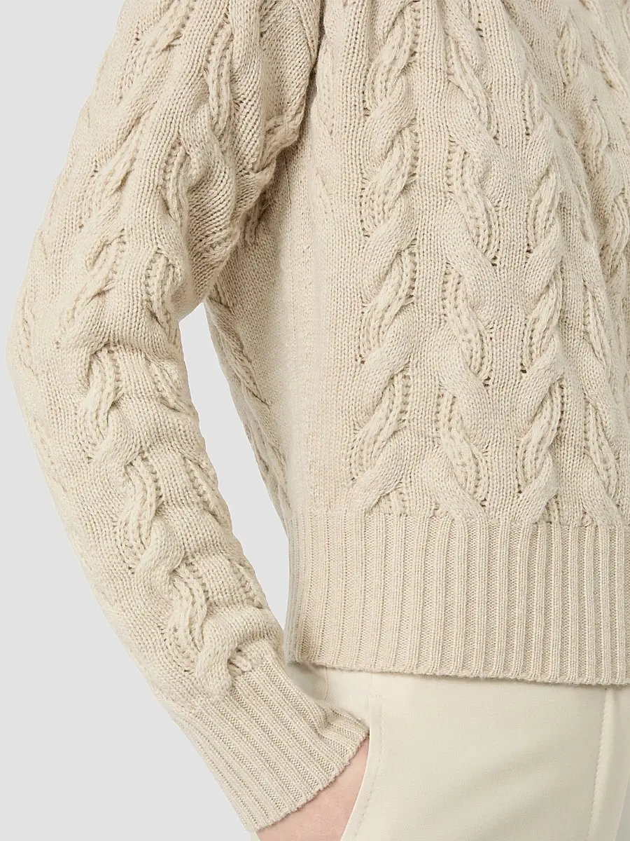 Max Mara Women's Comfortable Wool and Cashmere Sweater | Thumbnail 5 Max Mara Women's Comfortable Wool and Cashmere Sweater | Thumbnail 5