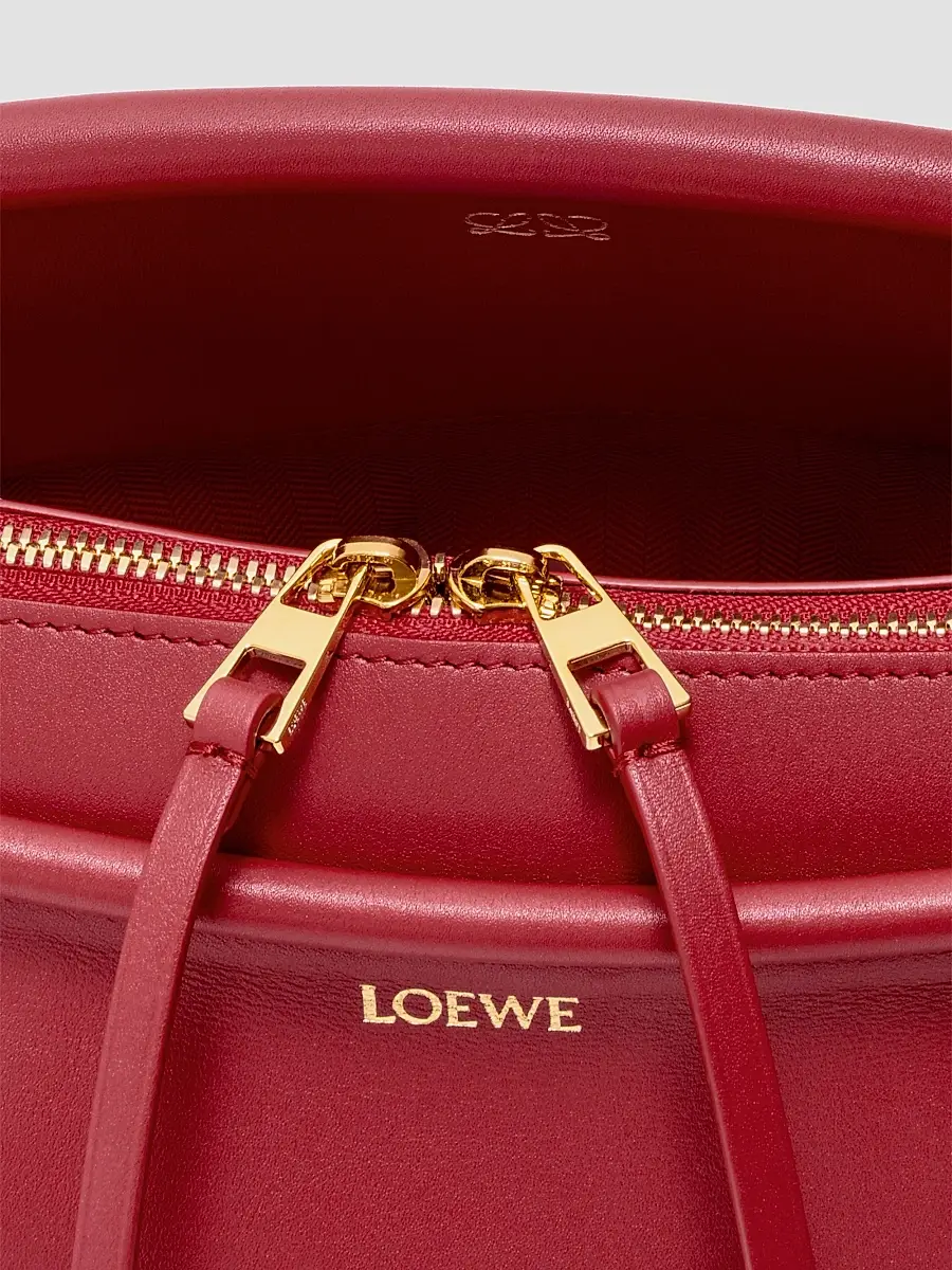 Loewe Women's Whisker Small Leather Shoulder Bag | Thumbnail 6 Loewe Women's Whisker Small Leather Shoulder Bag | Thumbnail 6