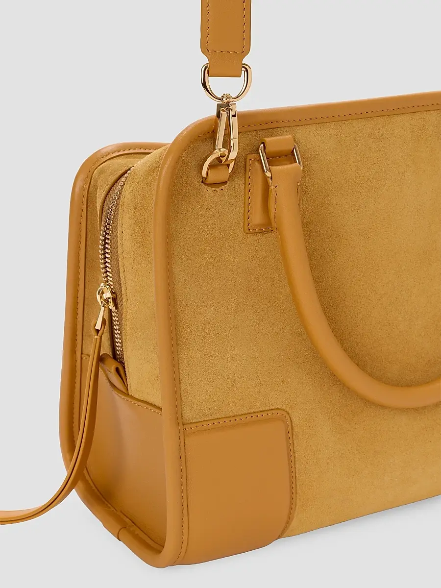 Loewe Women's Amazona 180 Medium Crossbody Bag | Thumbnail 6 Loewe Women's Amazona 180 Medium Crossbody Bag | Thumbnail 6