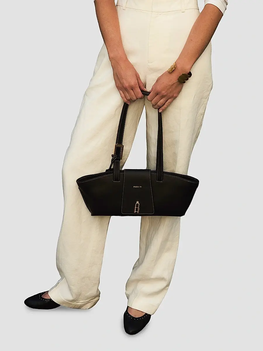PARIS/64 Women's Trocadéro Leather Shoulder Bag | Thumbnail 6