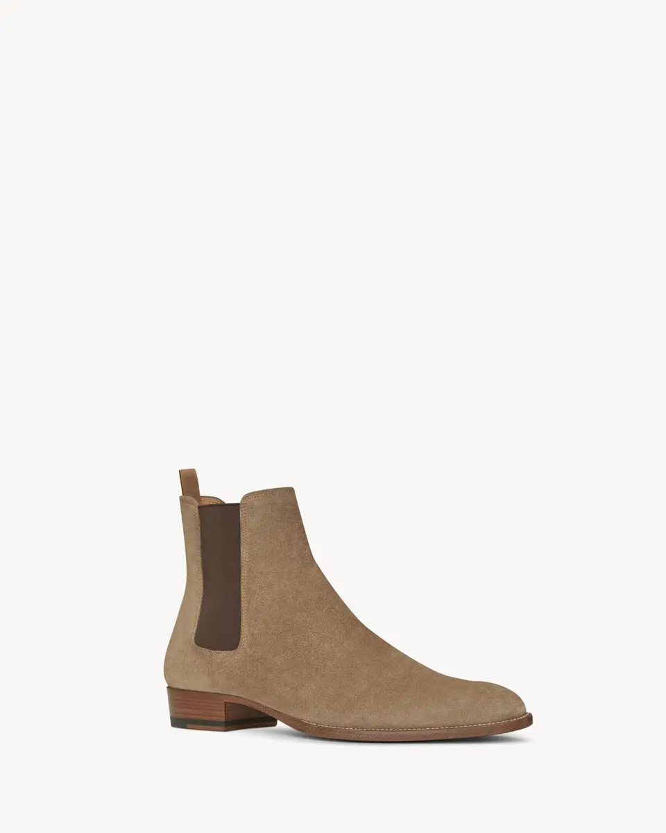 Yves Saint Laurent Wyatt Chelsea Boots in suede | Thumbnail 3