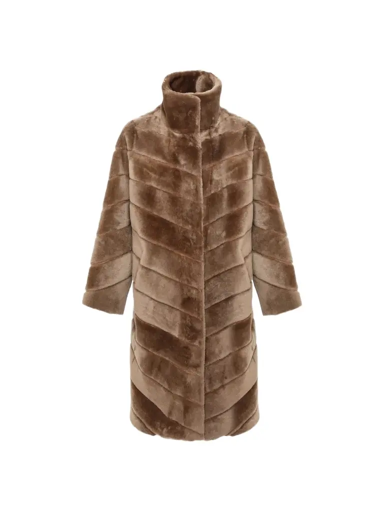 Women's Reversible Merino Shearling Lamb Chevron Short Coat Women's Reversible Merino Shearling Lamb Chevron Short Coat