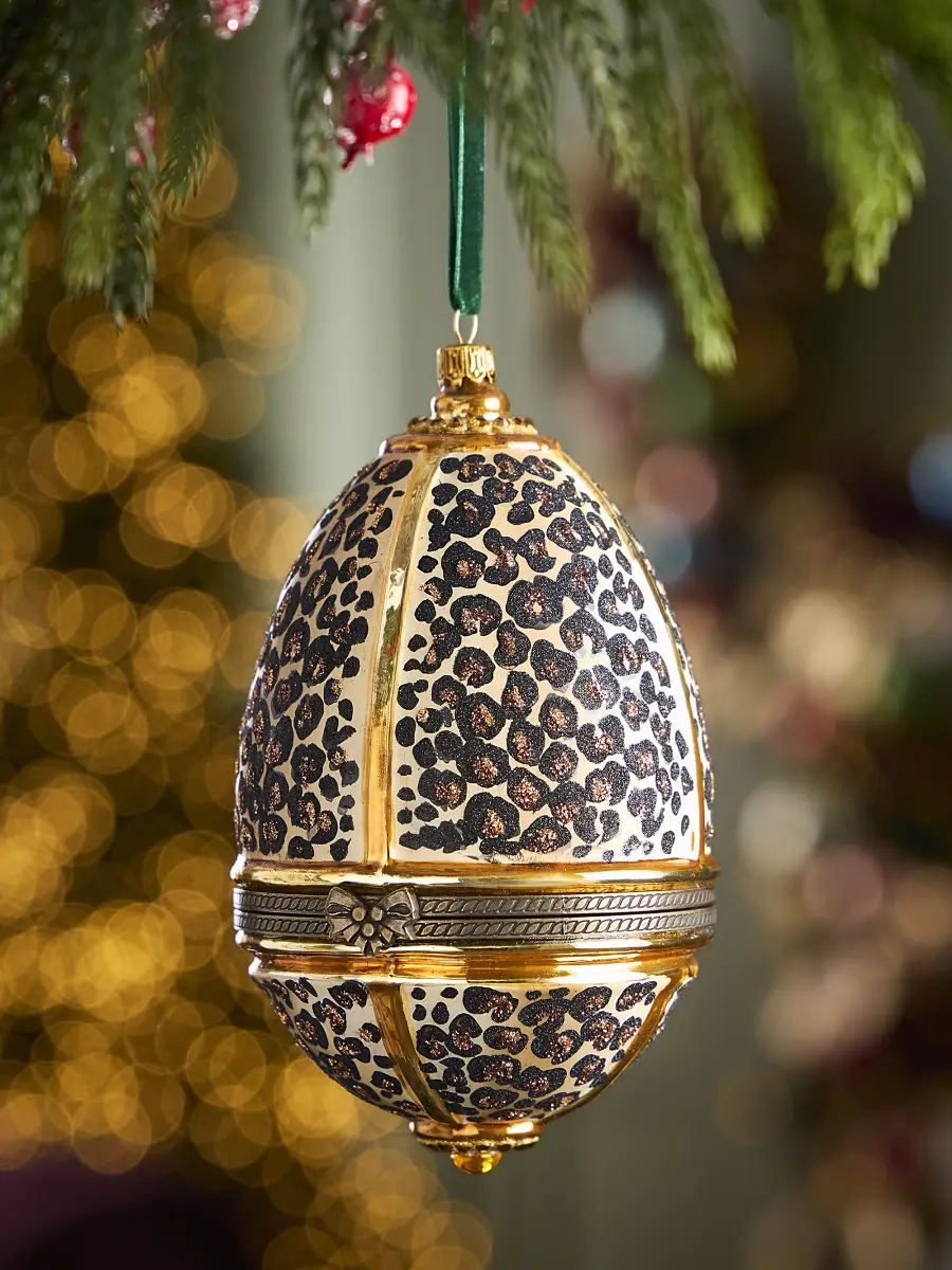 Komozja Leopard Hinged Egg Ornament | Thumbnail 3