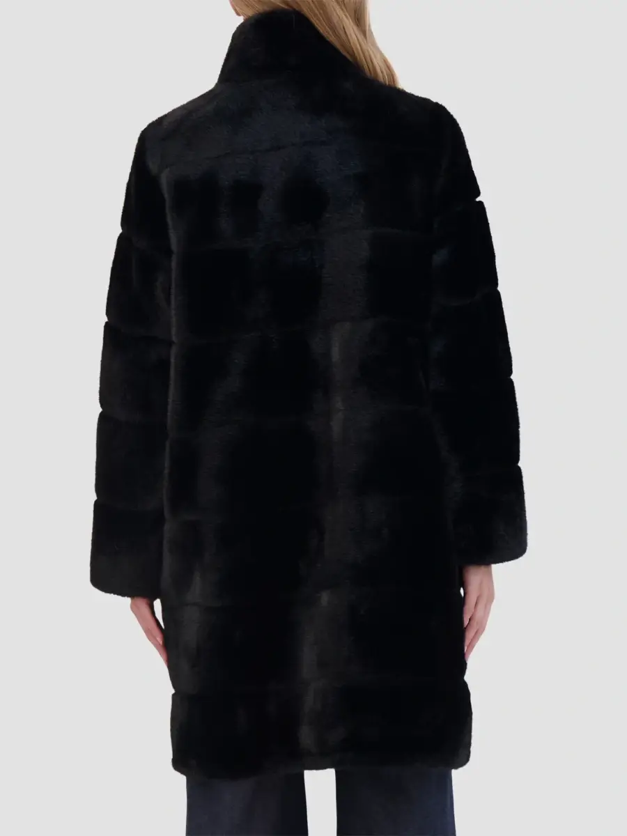 Lyla Grant Women's Faux Fur Mink Reversible Short Coat | Thumbnail 5 Lyla Grant Women's Faux Fur Mink Reversible Short Coat | Thumbnail 5