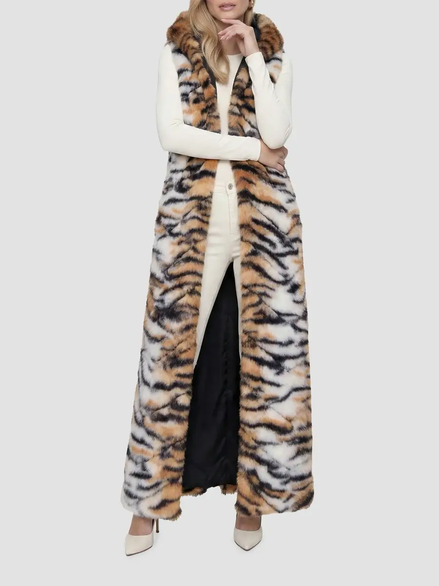 Lyla Grant Women's Faux Fur Fox Hooded Vest | Thumbnail 6 Lyla Grant Women's Faux Fur Fox Hooded Vest | Thumbnail 6