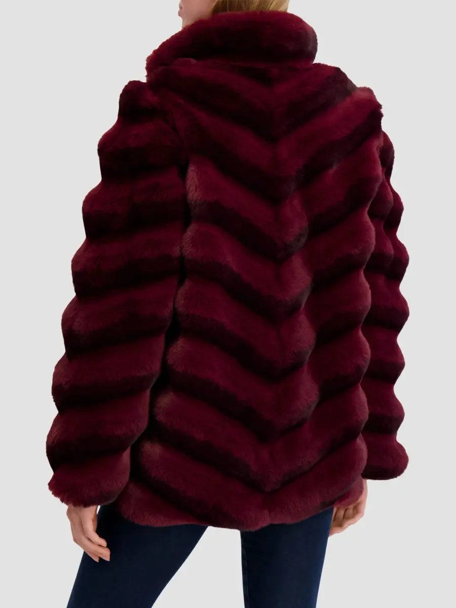 Lyla Grant Women's Faux Fur Chinchilla Jacket | Thumbnail 5 Lyla Grant Women's Faux Fur Chinchilla Jacket | Thumbnail 5