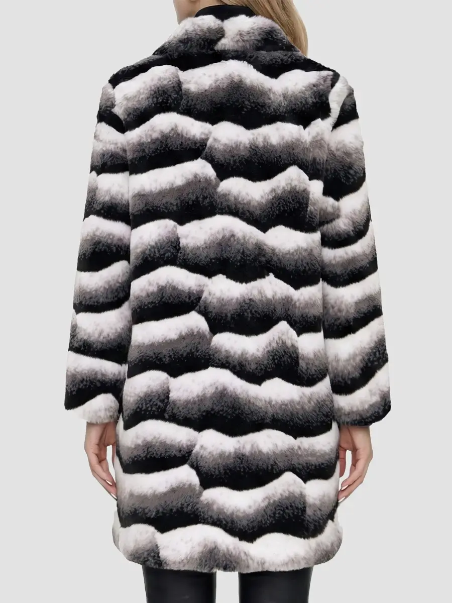 Lyla Grant Women's Faux Fur Chinchilla Short Coat | Thumbnail 5 Lyla Grant Women's Faux Fur Chinchilla Short Coat | Thumbnail 5