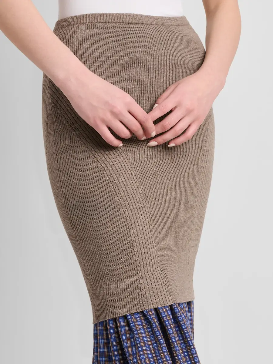 MOSCHINO Women's Contrast-Hem Rib-Knit Wool Pencil Skirt | Thumbnail 5 MOSCHINO Women's Contrast-Hem Rib-Knit Wool Pencil Skirt | Thumbnail 5