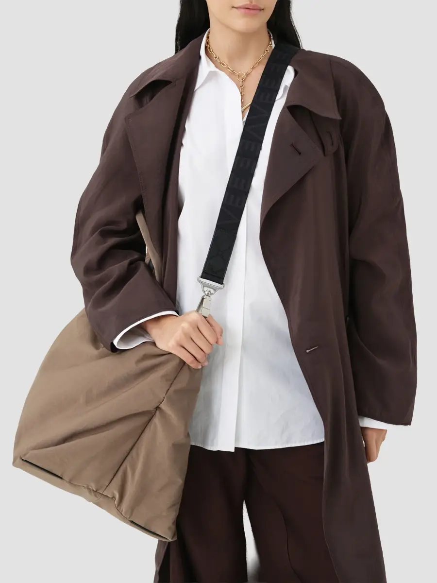 Vee Collective Women's The Trench Essence Weekender Bag | Thumbnail 2 Vee Collective Women's The Trench Essence Weekender Bag | Thumbnail 2