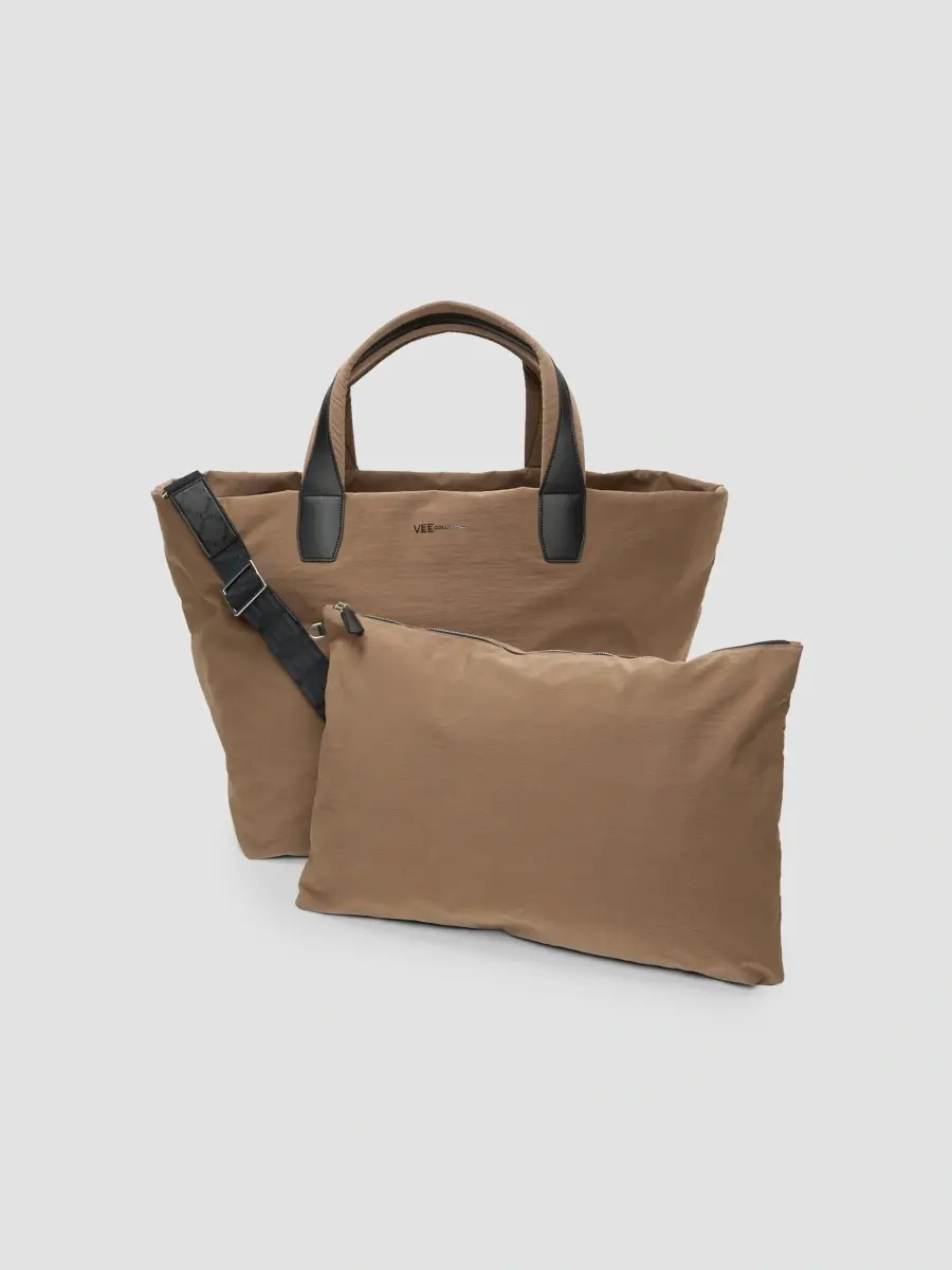 Vee Collective Women's The Trench Essence Weekender Bag | Thumbnail 6 Vee Collective Women's The Trench Essence Weekender Bag | Thumbnail 6
