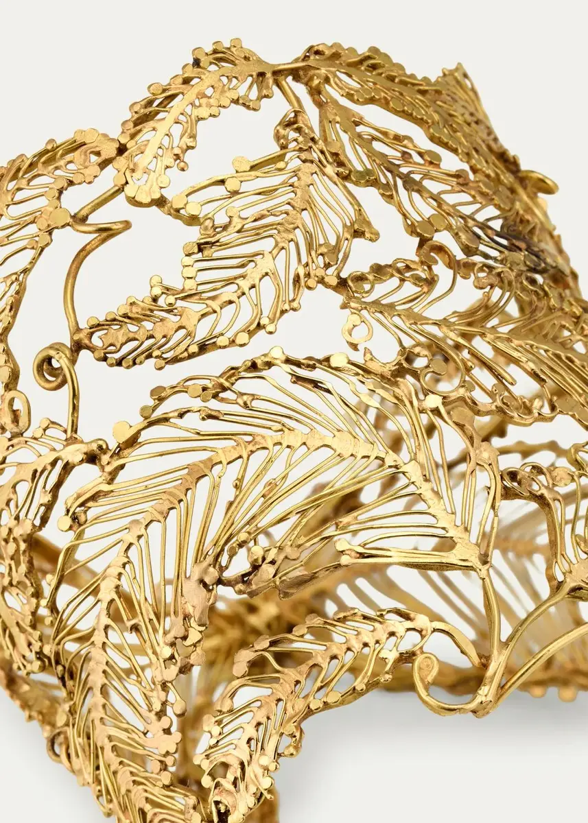 JUDY GEIB 18K Yellow Gold Fern Cuff Bracelet | Thumbnail 3 JUDY GEIB 18K Yellow Gold Fern Cuff Bracelet | Thumbnail 3