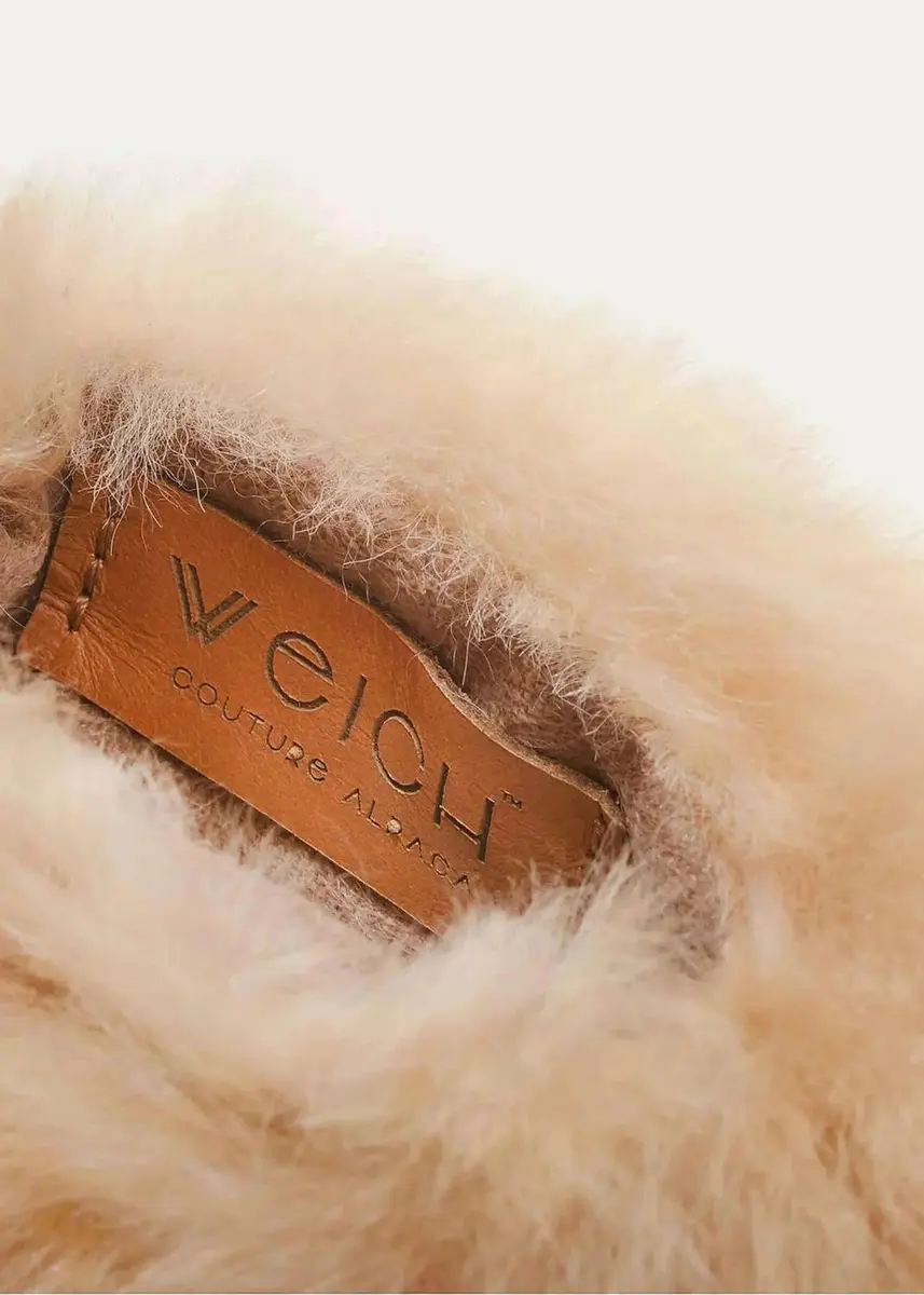 Weich Couture Alpaca Calmo Small Alpaca Fur Hot Water Bottle | Thumbnail 2 Weich Couture Alpaca Calmo Small Alpaca Fur Hot Water Bottle | Thumbnail 2