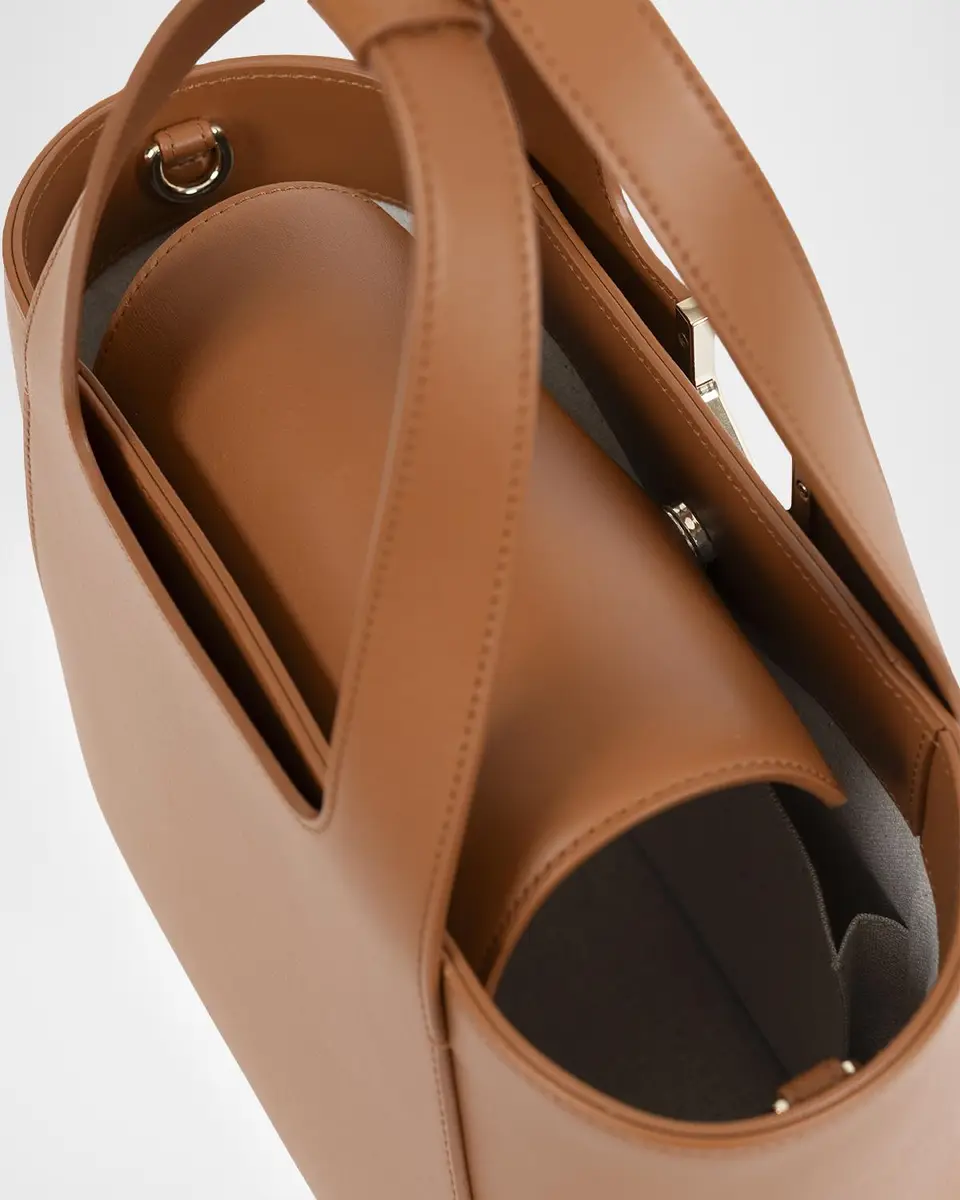 Franzi Carla Leather Bucket Bag | Thumbnail 4 Franzi Carla Leather Bucket Bag | Thumbnail 4
