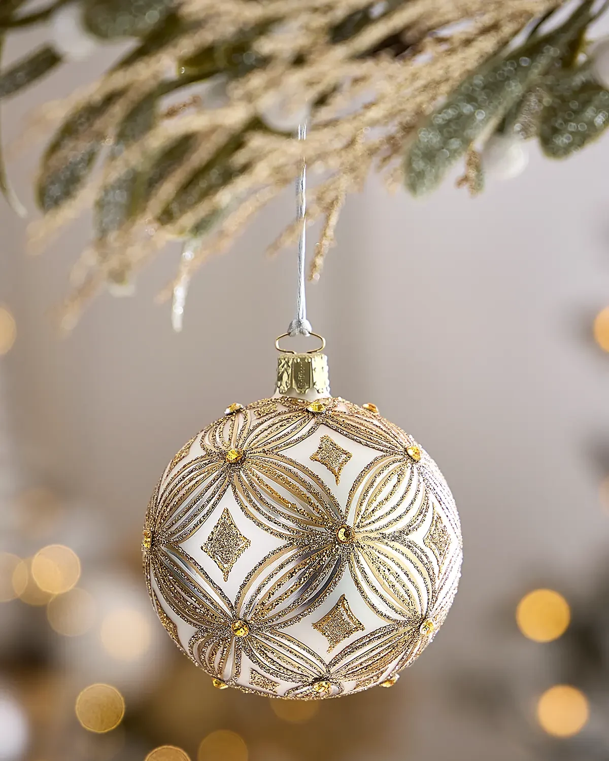 Exclusive Art Deco Matte White Ball Christmas Ornament