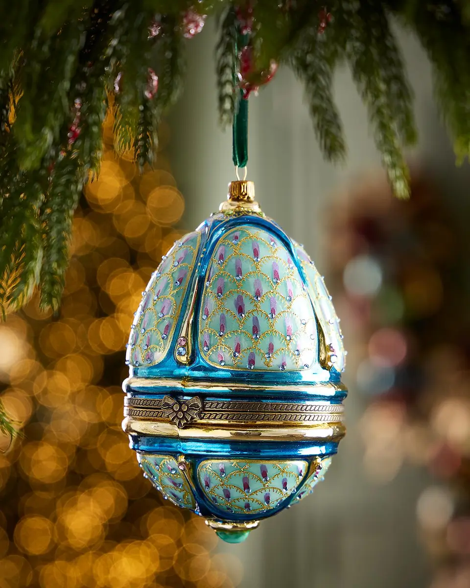 Komozja Peacock in Hinged Egg Christmas Ornament with Stand | Thumbnail 3 Komozja Peacock in Hinged Egg Christmas Ornament with Stand | Thumbnail 3