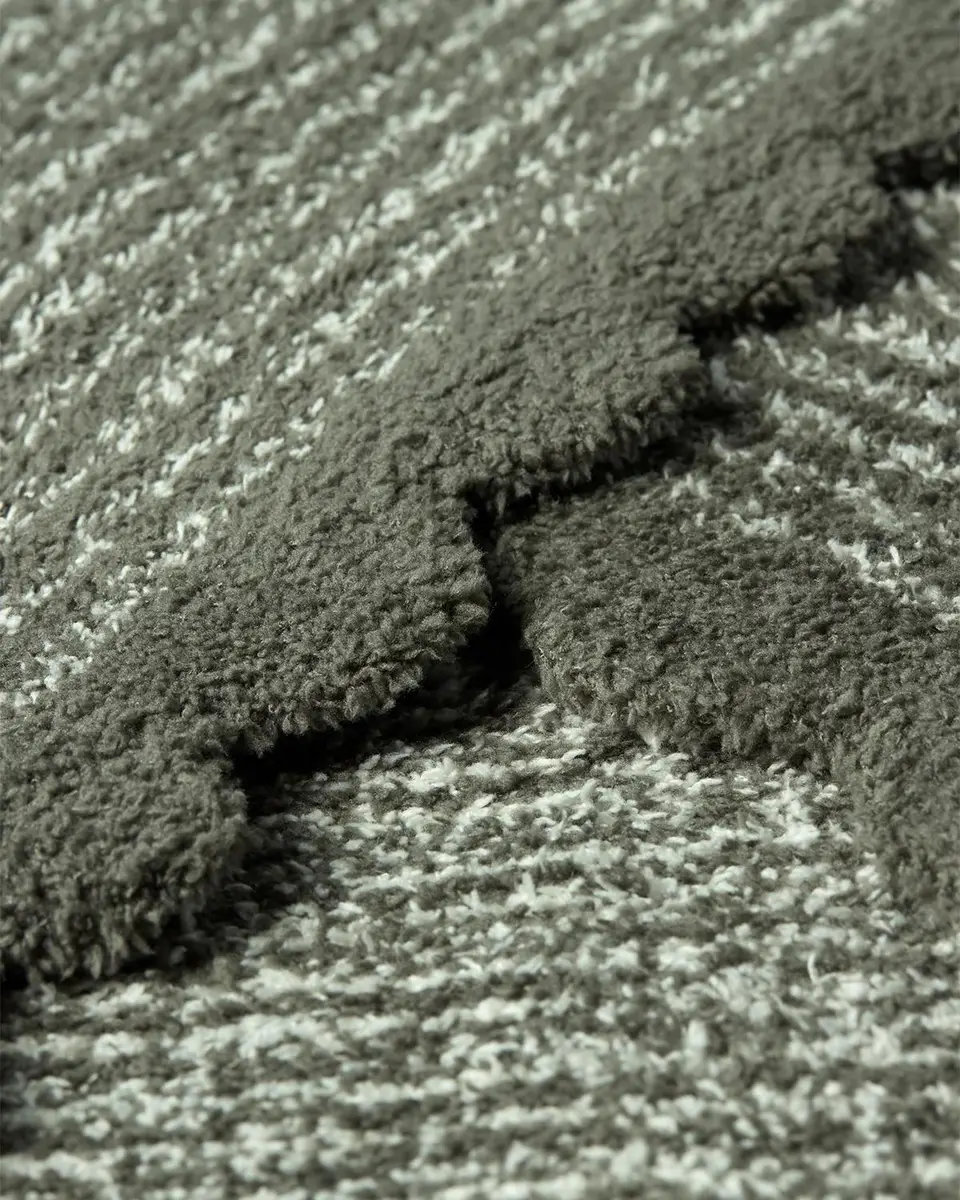 Barefoot Dreams CozyChic Scallop Stripe Throw, 54" x 72" | Thumbnail 7 Barefoot Dreams CozyChic Scallop Stripe Throw, 54" x 72" | Thumbnail 7