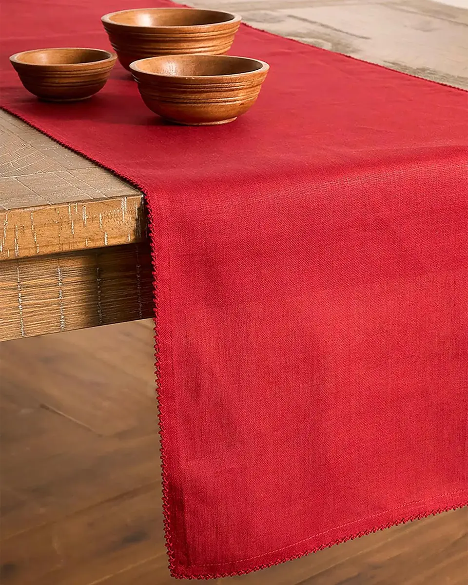 Juliska Berry Scallop Table Runner, 18" x 90" | Thumbnail 3 Juliska Berry Scallop Table Runner, 18" x 90" | Thumbnail 3