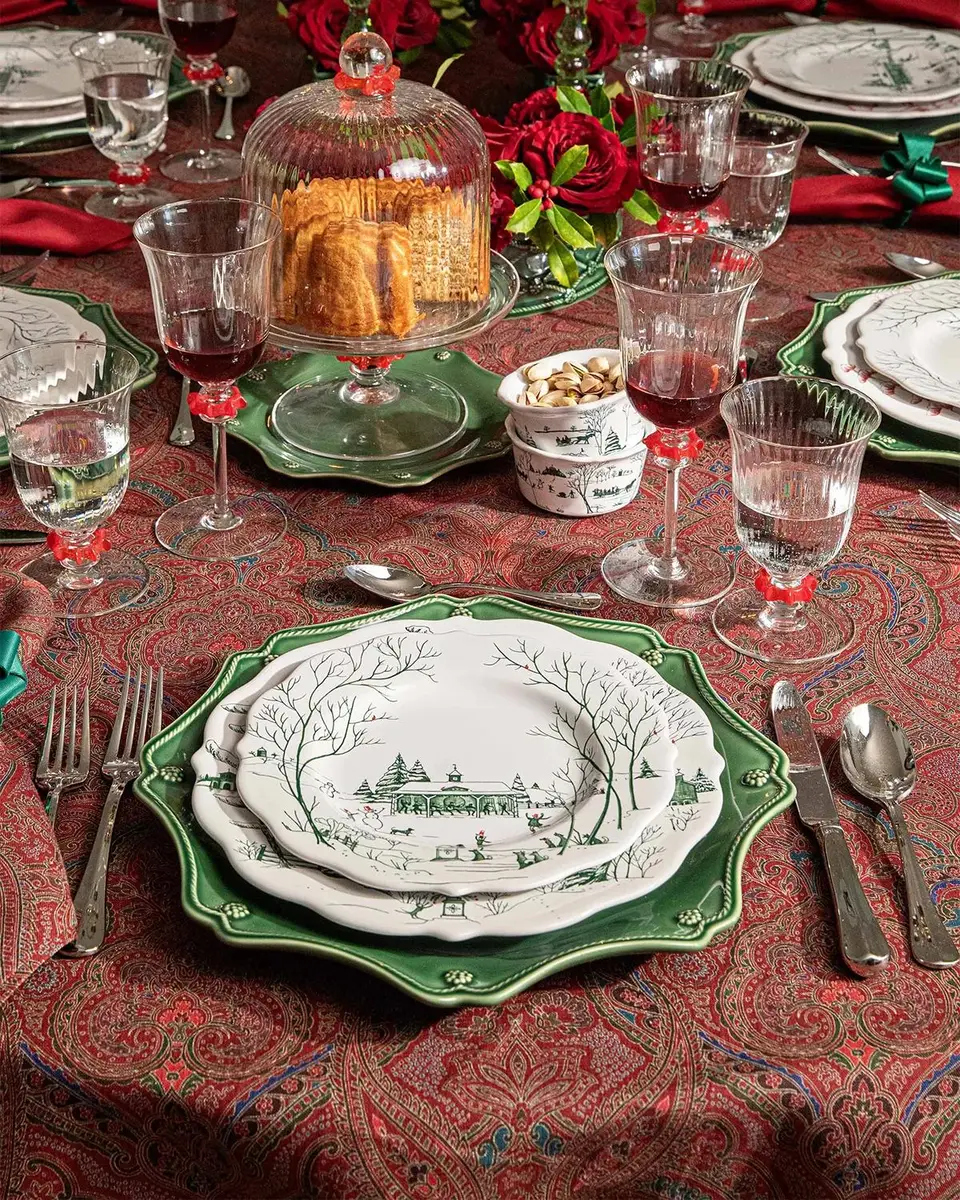 Juliska Paisley Tablecloth, 60" x 120" | Thumbnail 4 Juliska Paisley Tablecloth, 60" x 120" | Thumbnail 4