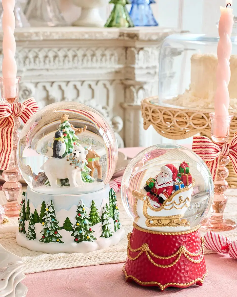 Juliska Berry & Thread North Pole Santa in Sleigh Snow Globe | Thumbnail 5 Juliska Berry & Thread North Pole Santa in Sleigh Snow Globe | Thumbnail 5