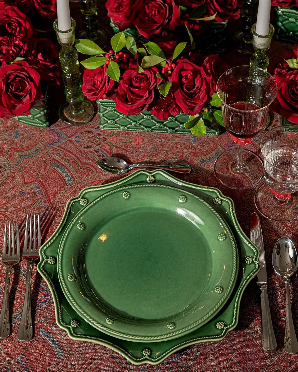 Juliska Berry & Thread Dinner Plate | Thumbnail 5 Juliska Berry & Thread Dinner Plate | Thumbnail 5