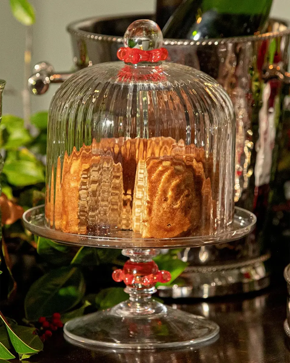 Juliska Nell Ruffle Petite Cake Dome & Stand | Thumbnail 5 Juliska Nell Ruffle Petite Cake Dome & Stand | Thumbnail 5