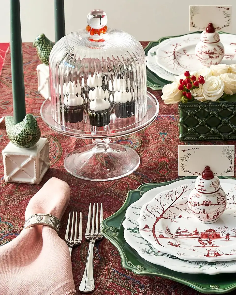 Juliska Nell Ruffle Petite Cake Dome & Stand | Thumbnail 6 Juliska Nell Ruffle Petite Cake Dome & Stand | Thumbnail 6