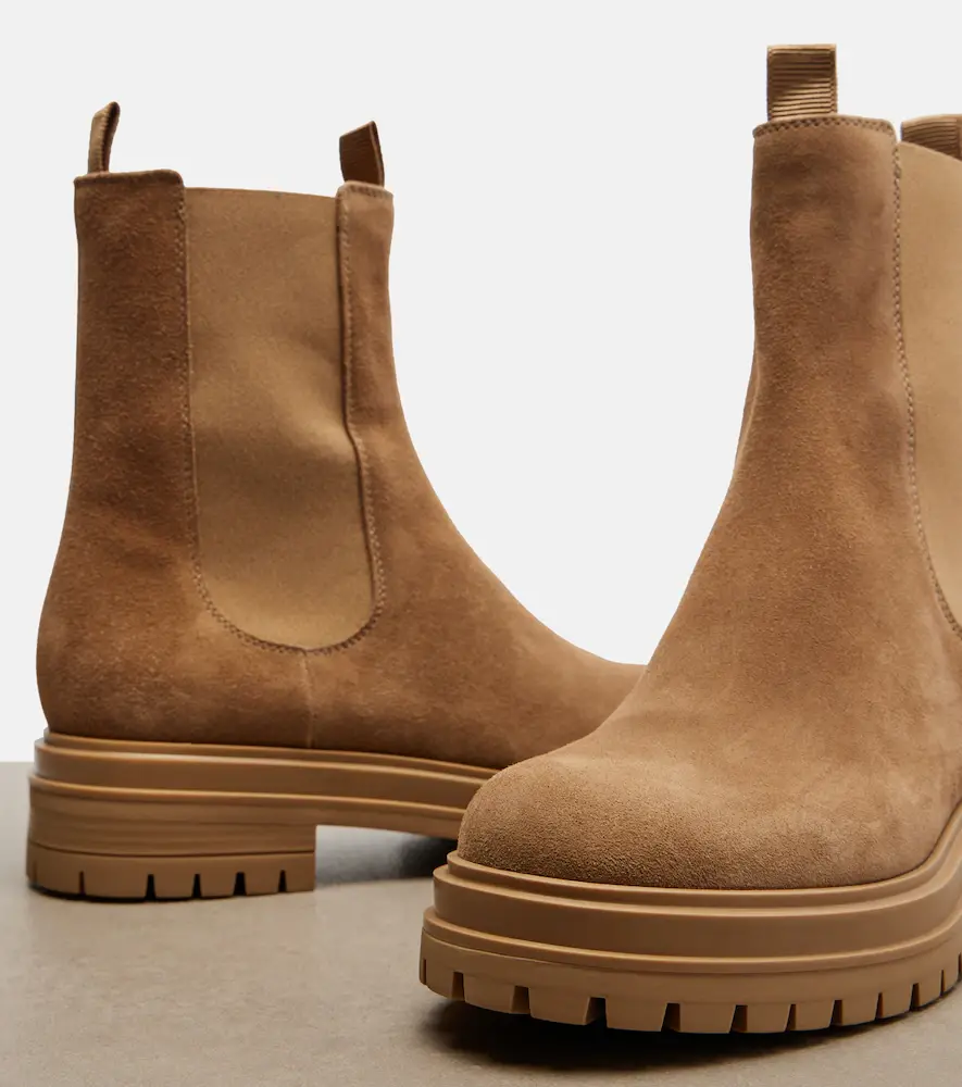 Gianvito Rossi Chester suede Chelsea boots | Thumbnail 2 Gianvito Rossi Chester suede Chelsea boots | Thumbnail 2