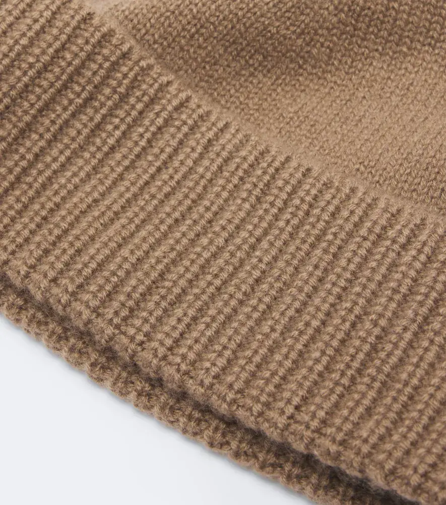 Joseph Chia cashmere beanie | Thumbnail 3 Joseph Chia cashmere beanie | Thumbnail 3