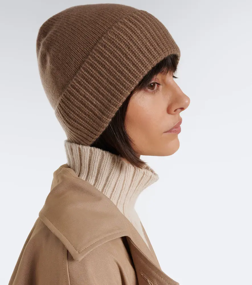Joseph Chia cashmere beanie | Thumbnail 5 Joseph Chia cashmere beanie | Thumbnail 5