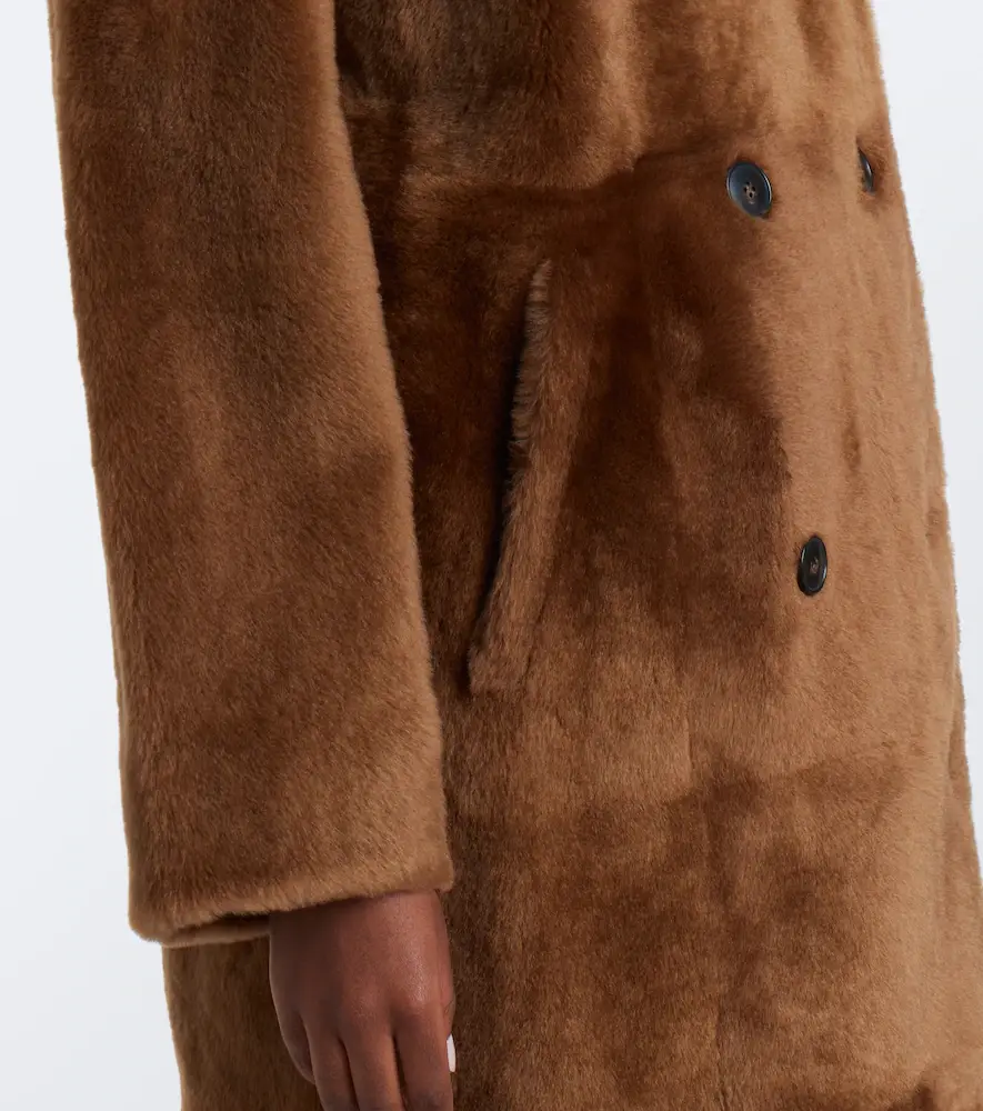 Yves Salomon Reversible shearling and leather coat | Thumbnail 5