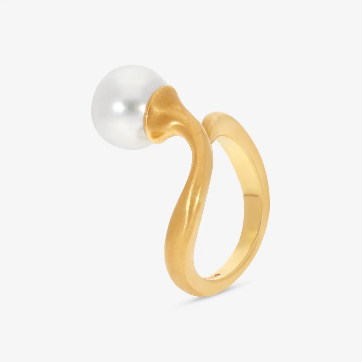 ASSAEL Assael Angela Cummings 18K Yellow Gold Single South Sea Cultured Button Pearl Ring Sz. 6.5 by The Solist | Thumbnail 3 ASSAEL Assael Angela Cummings 18K Yellow Gold Single South Sea Cultured Button Pearl Ring Sz. 6.5 by The Solist | Thumbnail 3