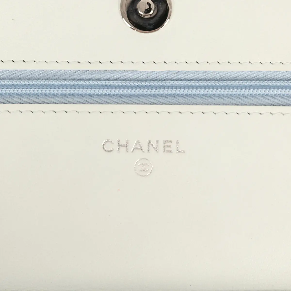 Chanel Chanel "Jungle Jeans" Wallet on Chain Light Blue, Multicolor Printed Denim Silver Hardware | Thumbnail 12