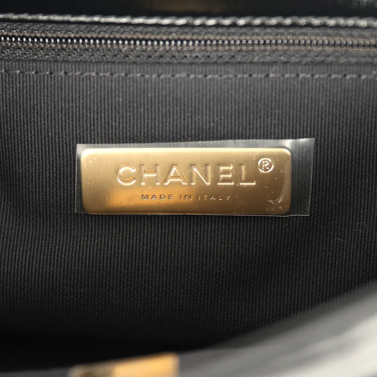 Chanel Chanel Medium 19 Flap Bag Black Shiny Crumpled Calfskin Mixed Metal Hardware | Thumbnail 10
