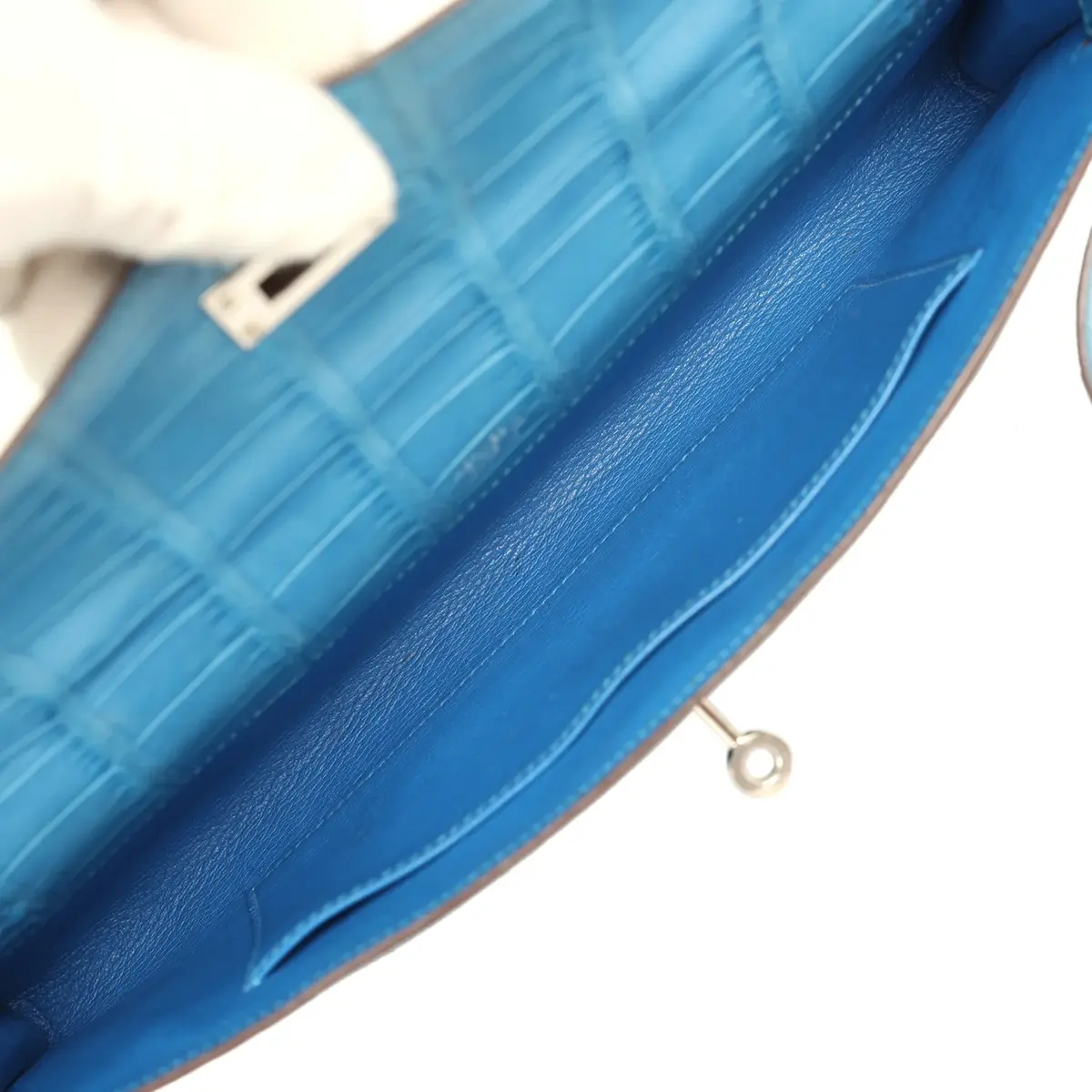 HERMÈS Pre-owned Hermes Kelly Cut Mykonos Matte Alligator Palladium Hardware | Thumbnail 8 HERMÈS Pre-owned Hermes Kelly Cut Mykonos Matte Alligator Palladium Hardware | Thumbnail 8