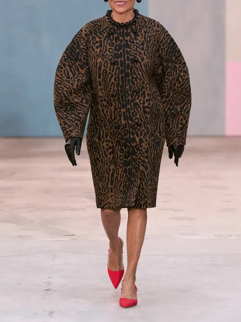 Carolina Herrera Cocoon Leopard-jacquard Wool Coat | Thumbnail 5 Carolina Herrera Cocoon Leopard-jacquard Wool Coat | Thumbnail 5