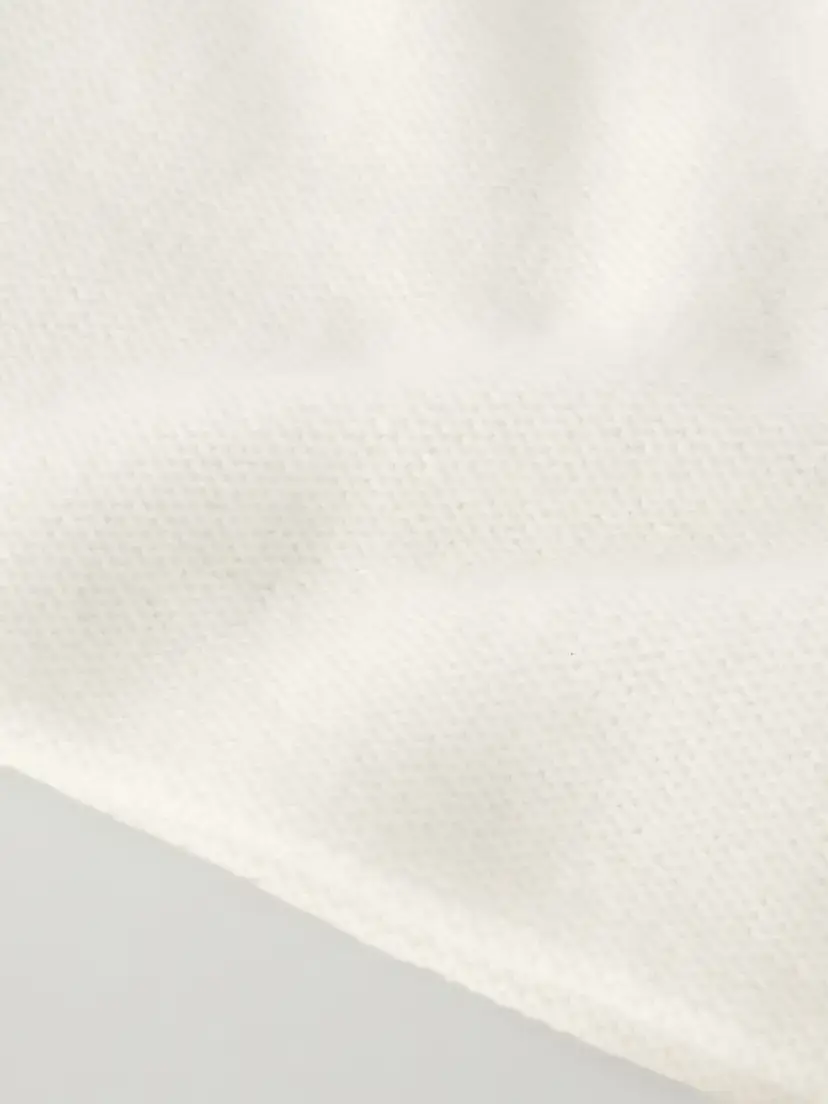Arch4 Clara Cashmere Beanie | Thumbnail 3