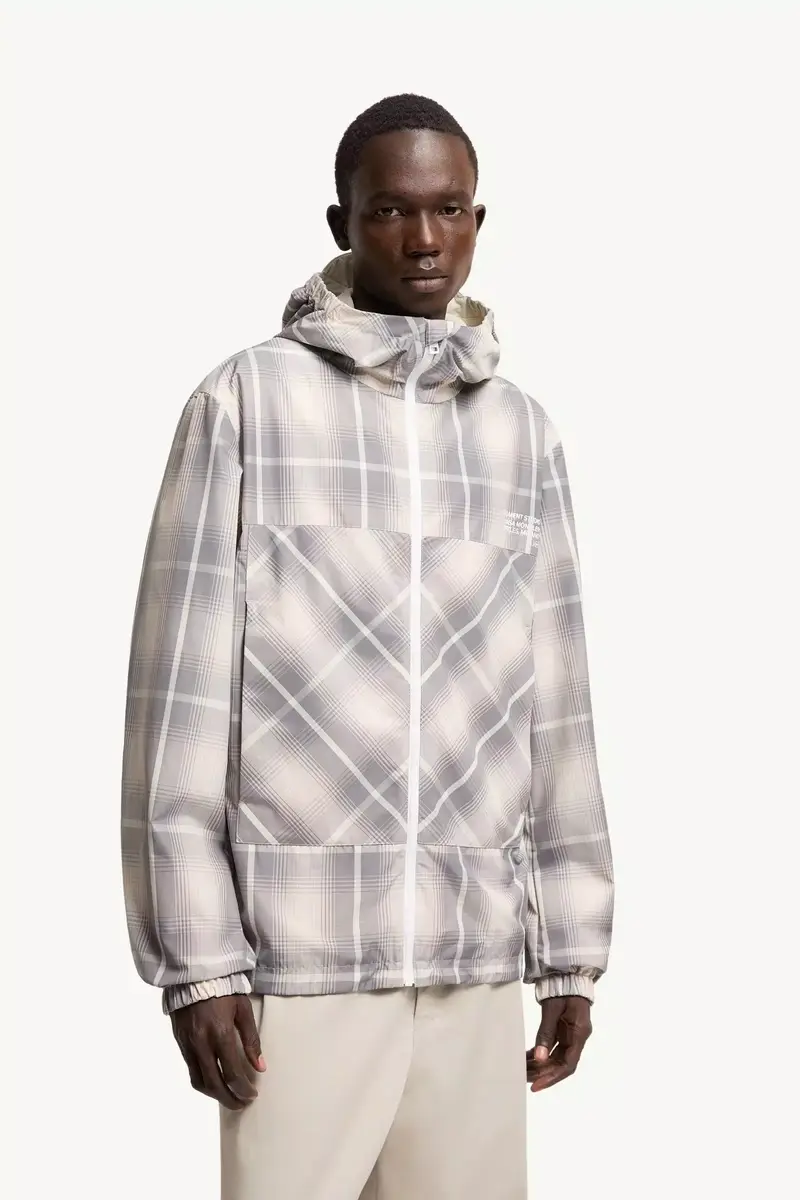 Moncler Jitsuyō Hooded Windbreaker | Thumbnail 5