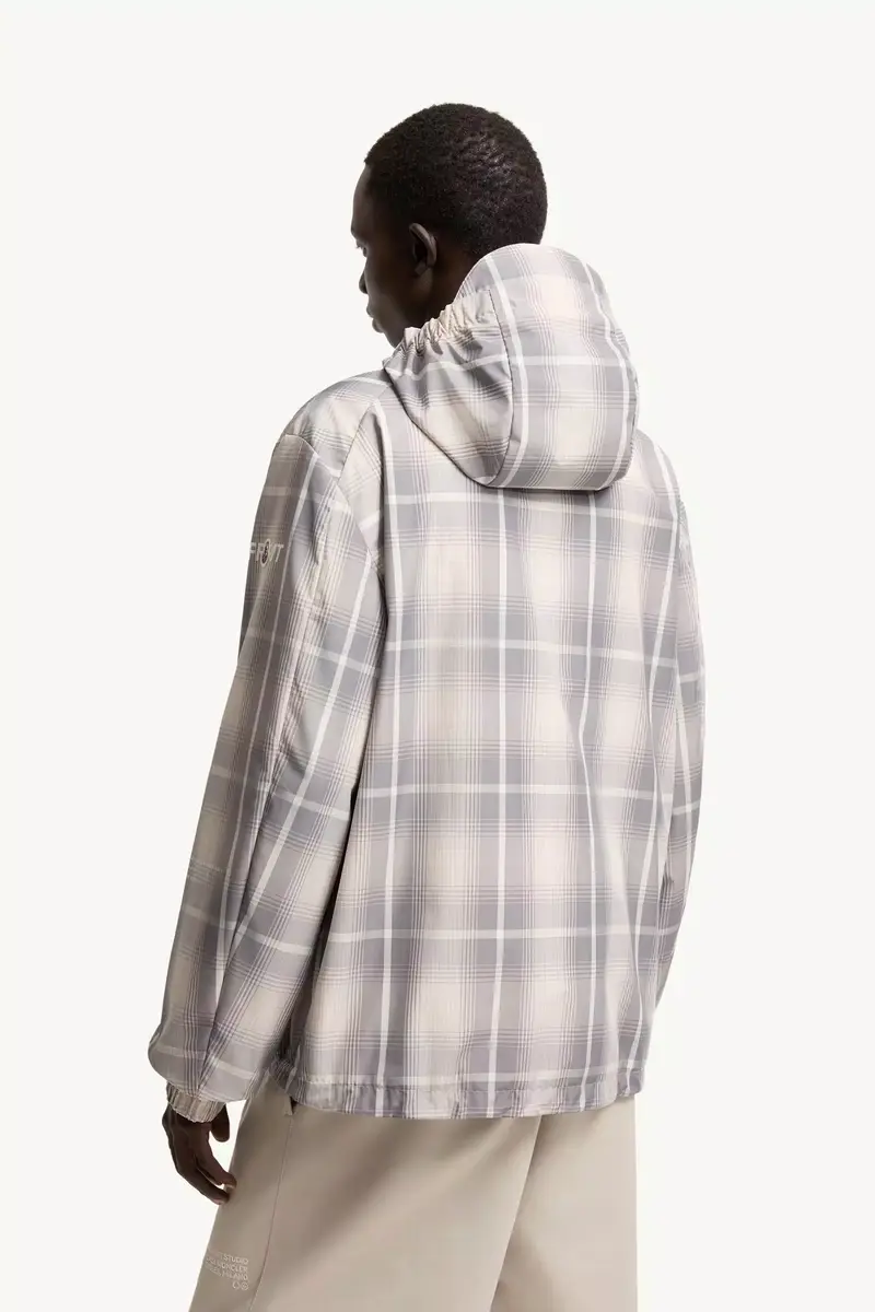 Moncler Jitsuyō Hooded Windbreaker | Thumbnail 6