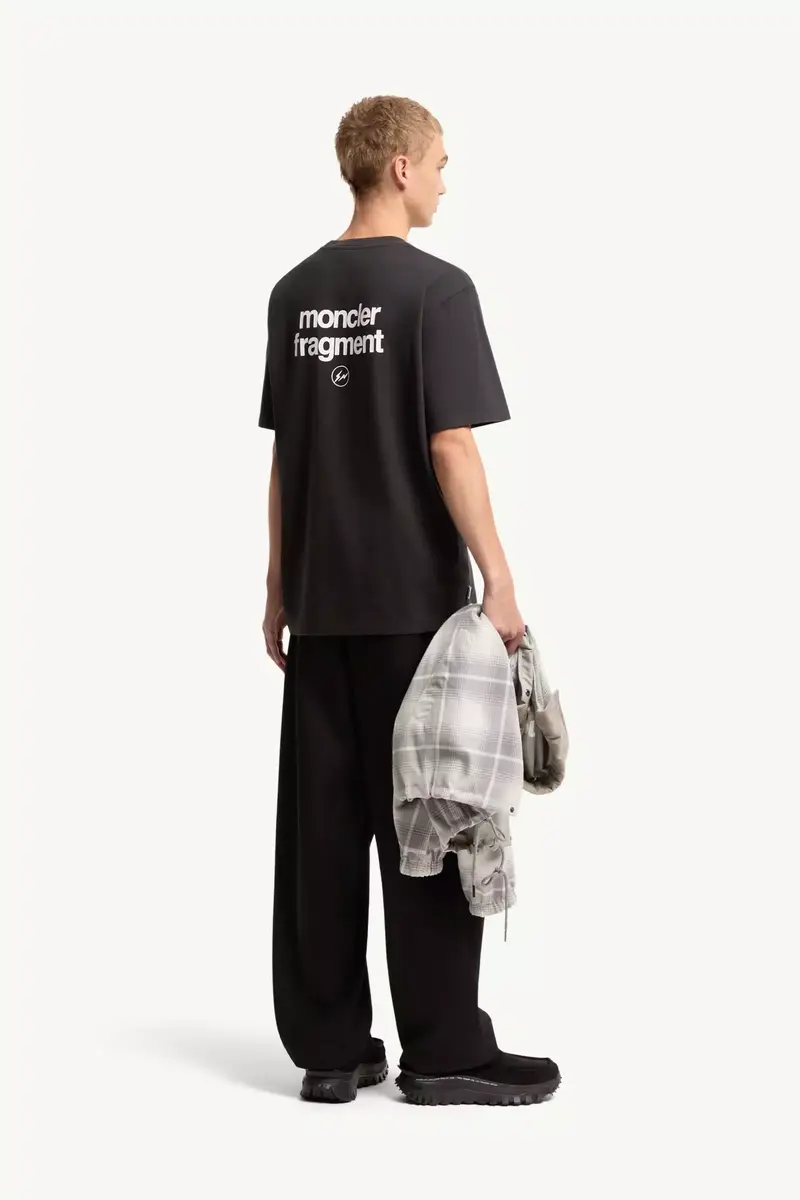 Moncler Logo Cotton T-shirt | Thumbnail 3 Moncler Logo Cotton T-shirt | Thumbnail 3
