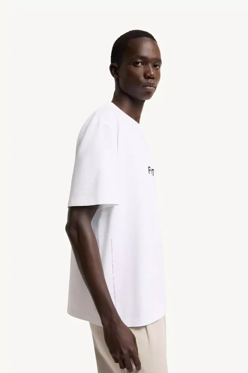 Moncler Dog Print Cotton T-shirt | Thumbnail 6 Moncler Dog Print Cotton T-shirt | Thumbnail 6