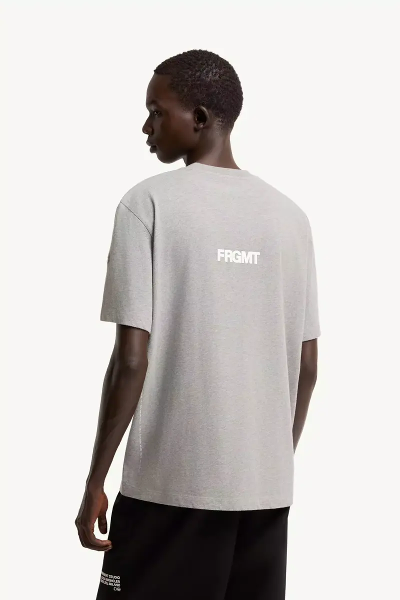 Moncler Dog Print Cotton T-shirt | Thumbnail 6 Moncler Dog Print Cotton T-shirt | Thumbnail 6