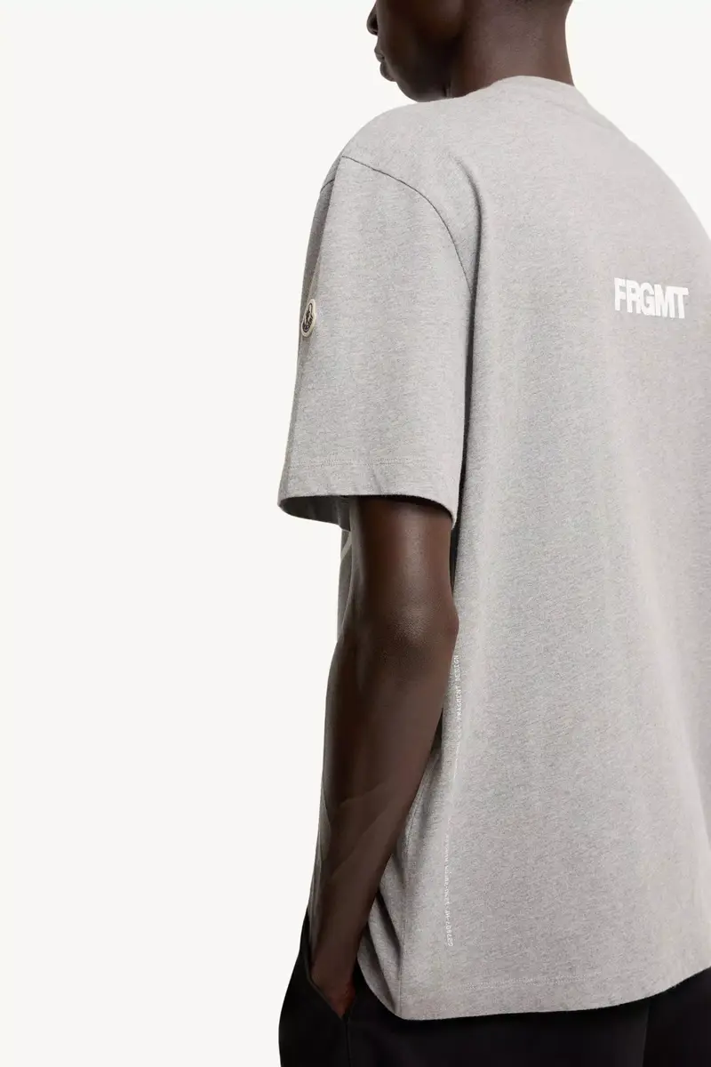 Moncler Dog Print Cotton T-shirt | Thumbnail 7 Moncler Dog Print Cotton T-shirt | Thumbnail 7