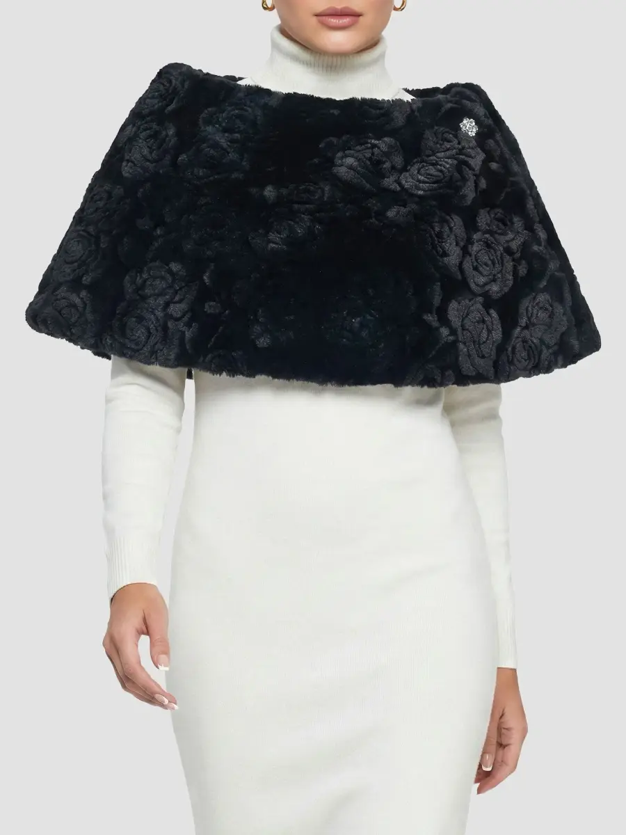 Gorski Women's Select Lamb Rose Cut Capelet | Thumbnail 3 Gorski Women's Select Lamb Rose Cut Capelet | Thumbnail 3