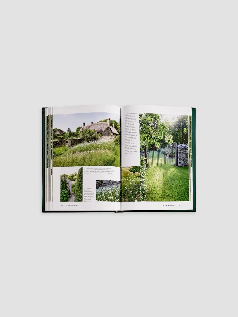Graphic Image "The Cottage Garden" Leather-Bound Hardcover Book | Thumbnail 3 Graphic Image "The Cottage Garden" Leather-Bound Hardcover Book | Thumbnail 3