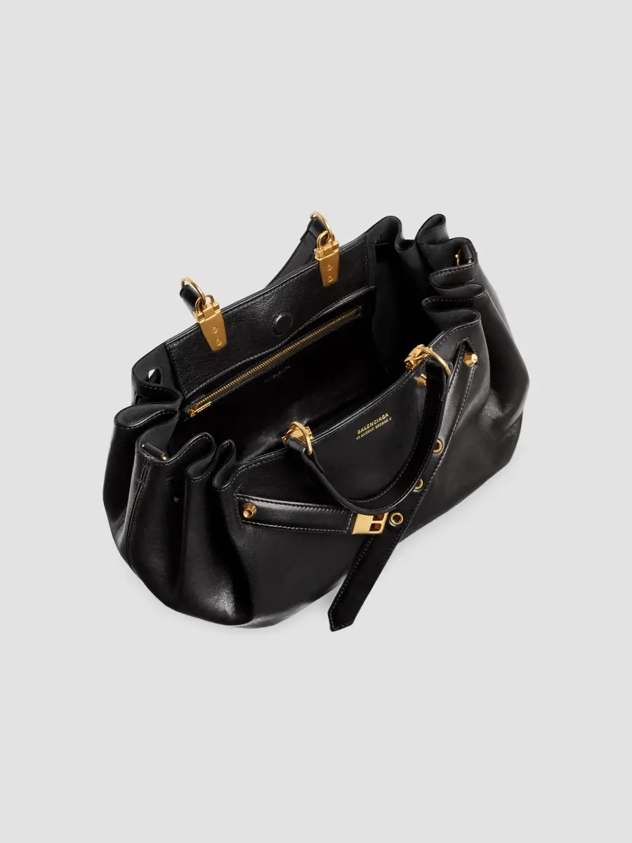 Balenciaga Women's Fan Carry All Tote Bag | Thumbnail 6 Balenciaga Women's Fan Carry All Tote Bag | Thumbnail 6
