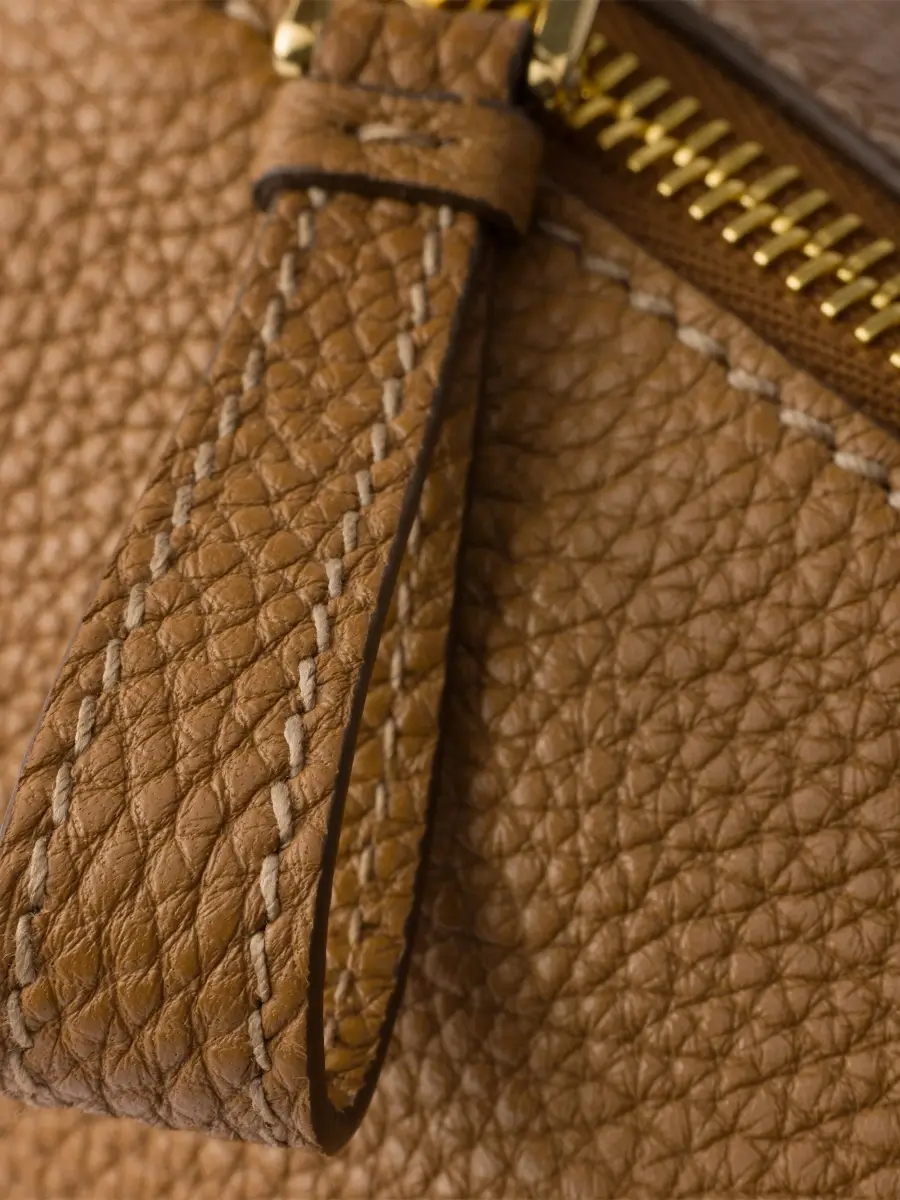 Prada Women's Medium Leather Shoulder Bag | Thumbnail 5 Prada Women's Medium Leather Shoulder Bag | Thumbnail 5